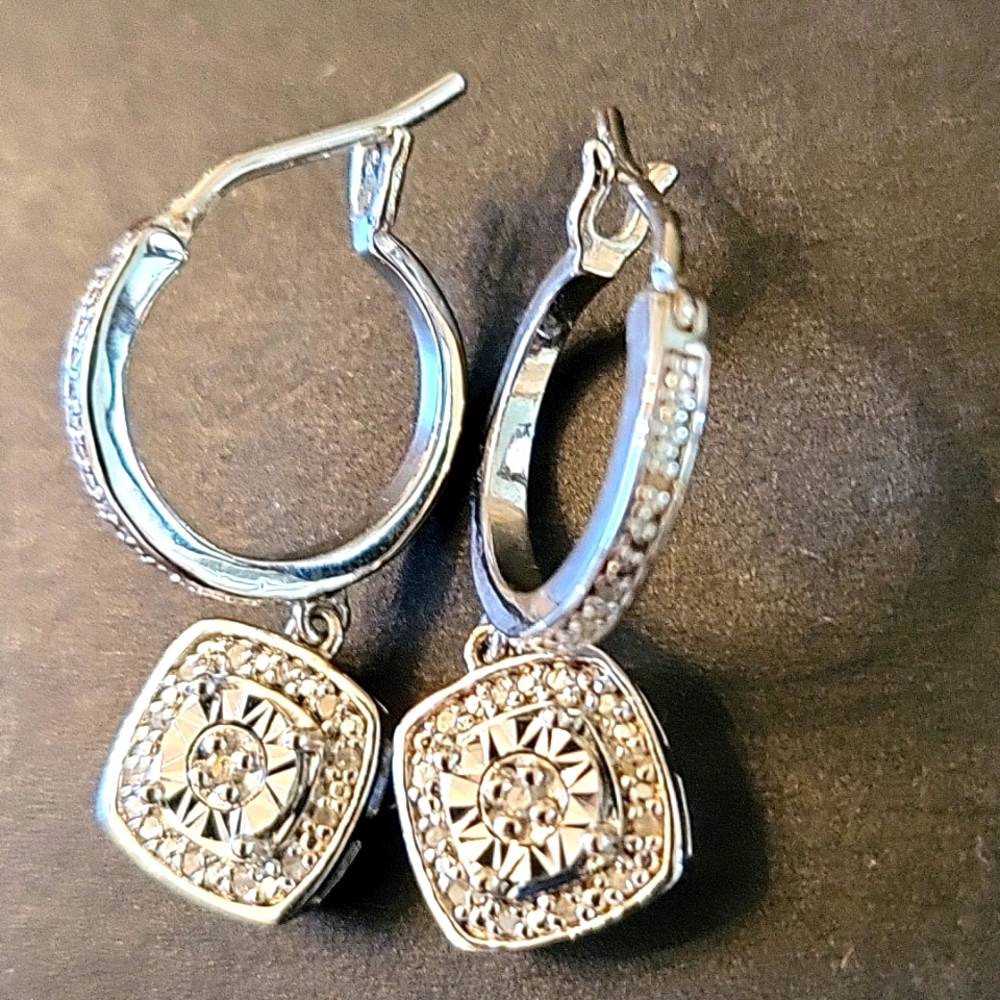 NEW Genuine Diamond Sterling Silver Drop Earrings! 1/10 CT. T.W.